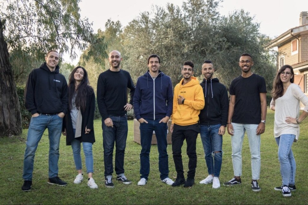 Foto del team di Learnn: Rasco, Clara, Luca, Gianluca, Davide, Omar, Mirko, Susanna